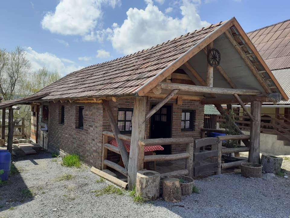 Casa Rustic Feher & Fekete Vendeghazak Sovata Bagian luar foto