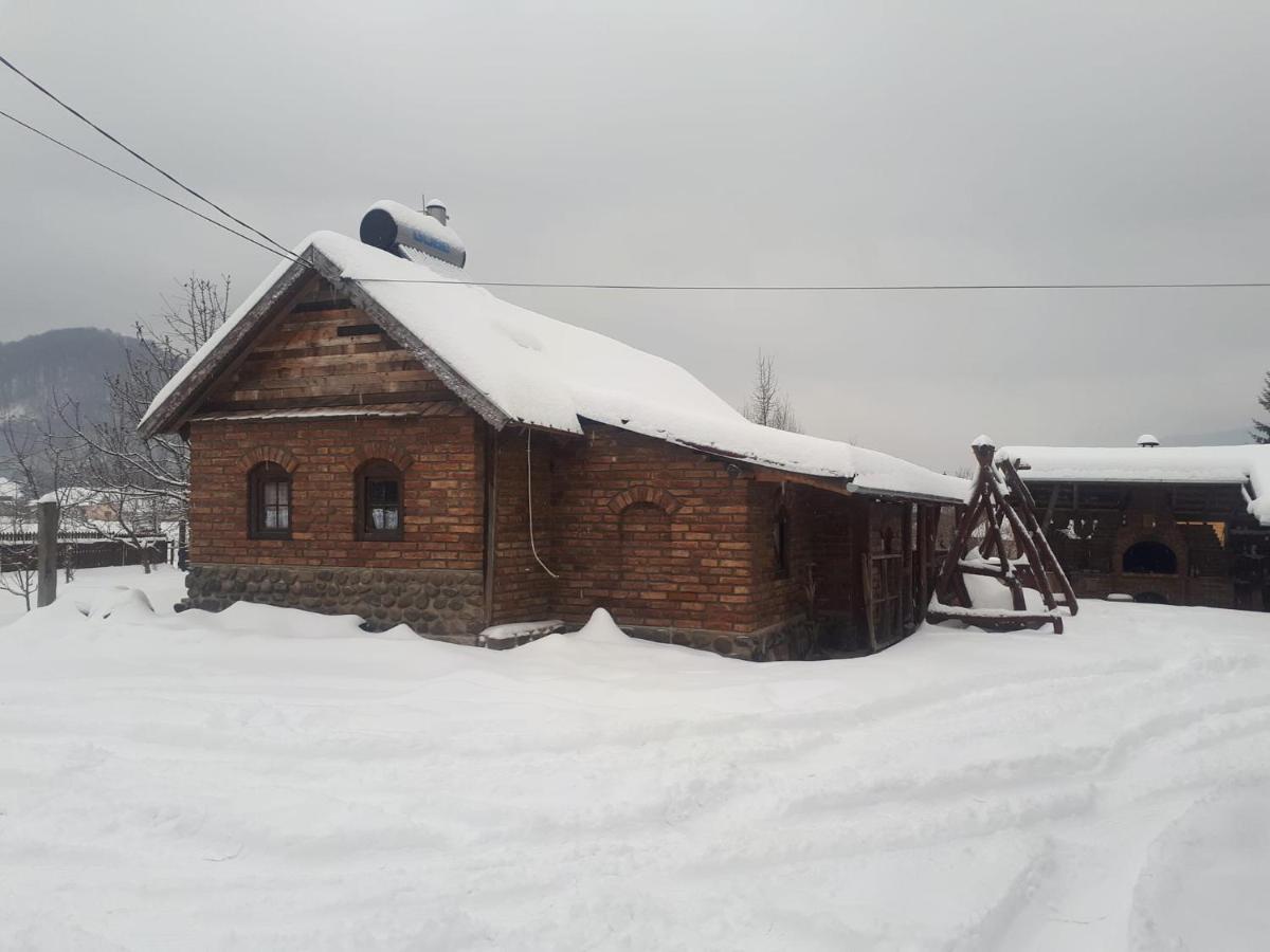 Casa Rustic Feher & Fekete Vendeghazak Sovata Bagian luar foto