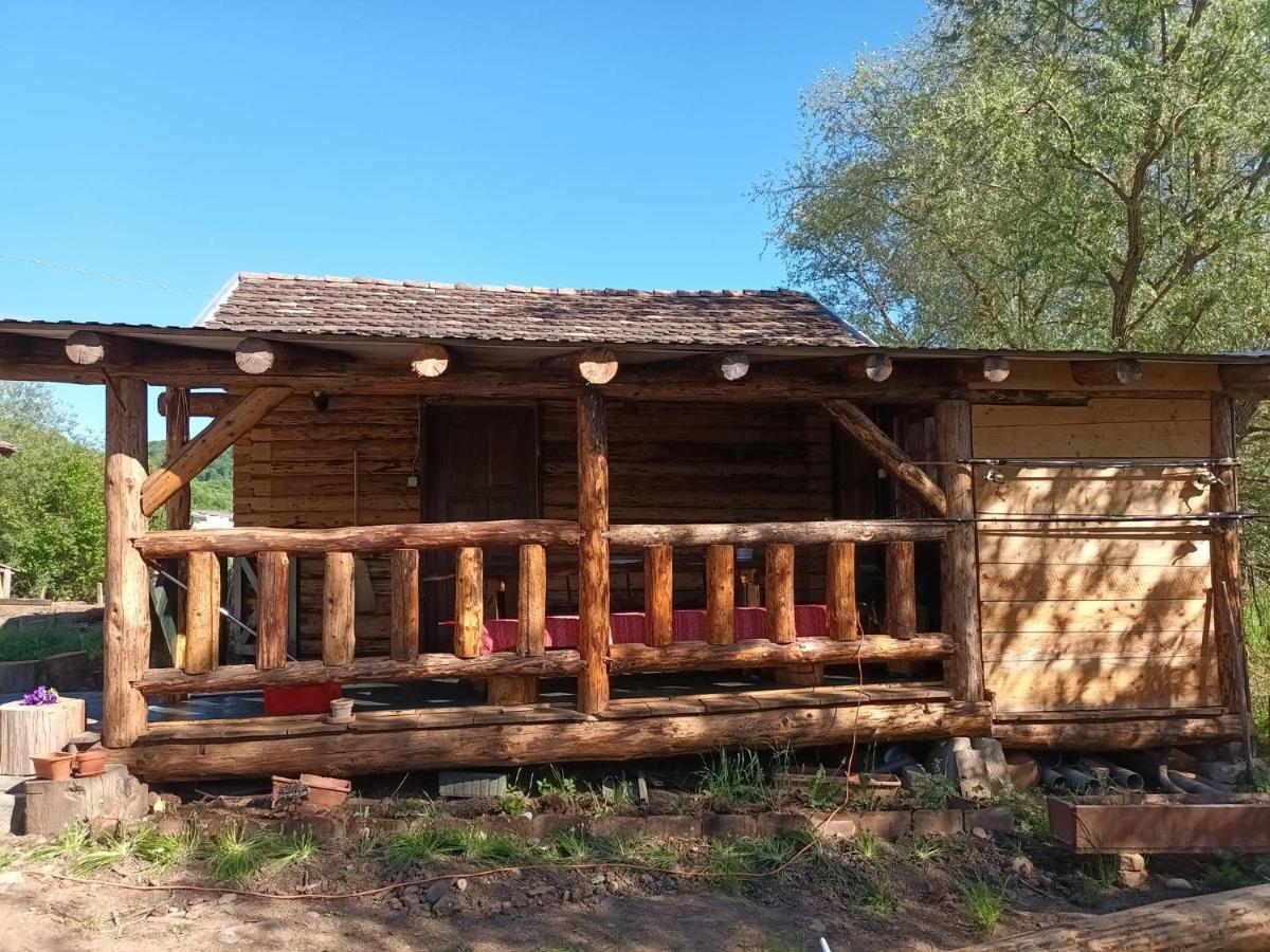 Casa Rustic Feher & Fekete Vendeghazak Sovata Bagian luar foto